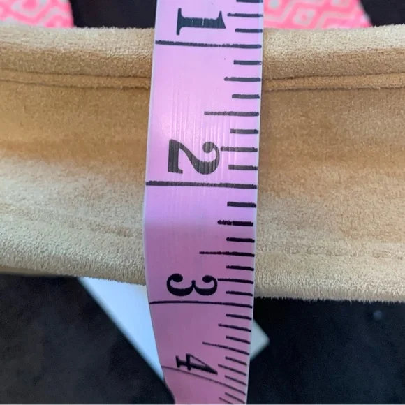 AH.DORNED New York tan/camel crossbody snap close smaller  bag NWT - Picture 8 of 12